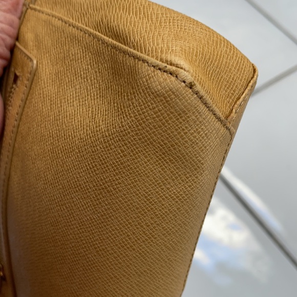 Saks 5th Ave Black Label Crossbody Bag - Picture 10 of 11